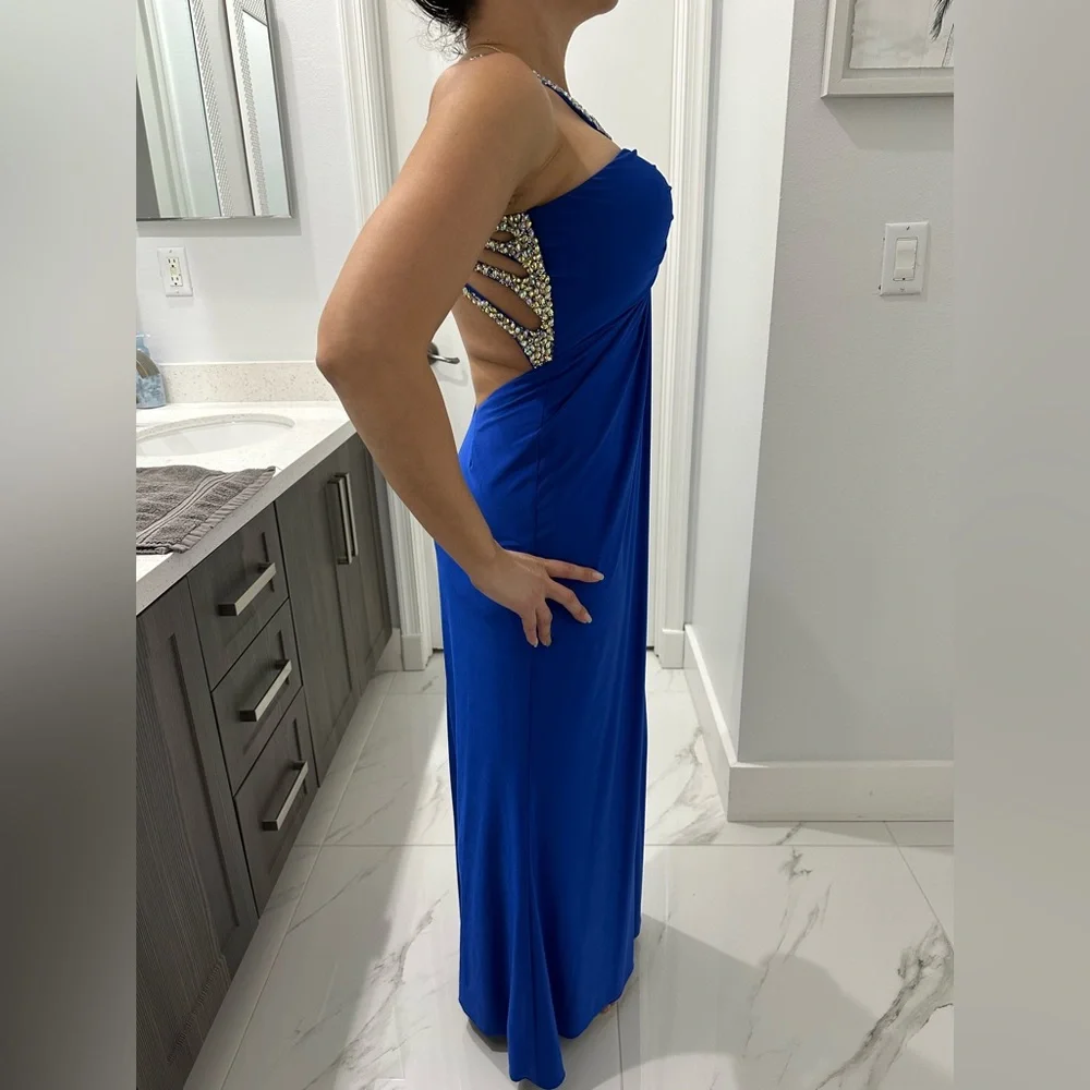 BLUE DRESS 💙 - Picture 4 of 4